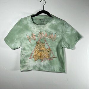 Def Leppard Graphic Cropped Shirt Size Small Washed Green Short Sleeve